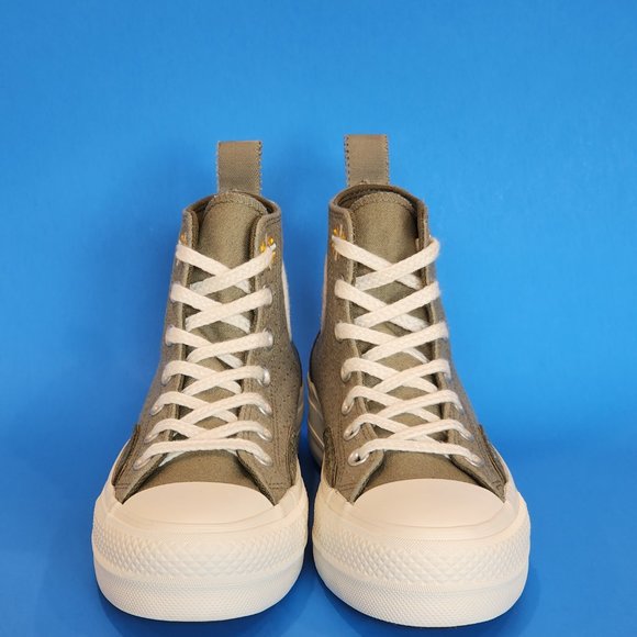 Converse CTAS Hi Lift Autumn Embroidery Women's Platform Sneakers A05069C NWT - Picture 6 of 6